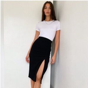 Aritzia Mayhew Skirt